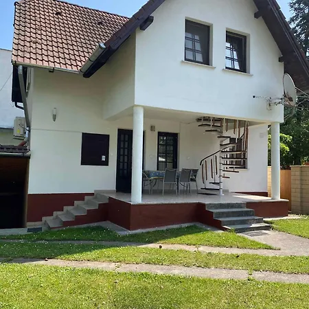 Near In Siofok-balaton 19624 Σίοφοκ